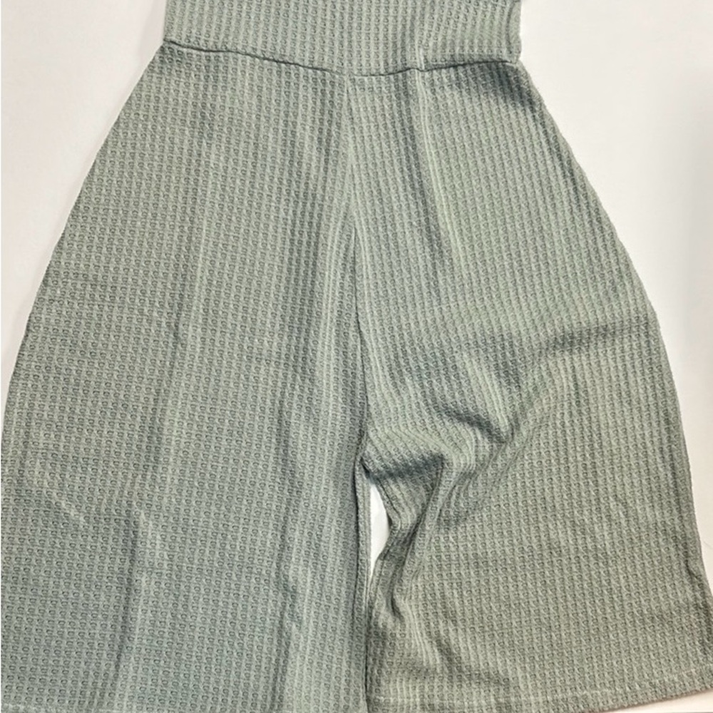 Rose and Belle Handmade Romper - Picture 4 of 5
